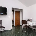 Branko Apartment *