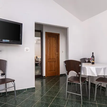 Branko Apartment *
